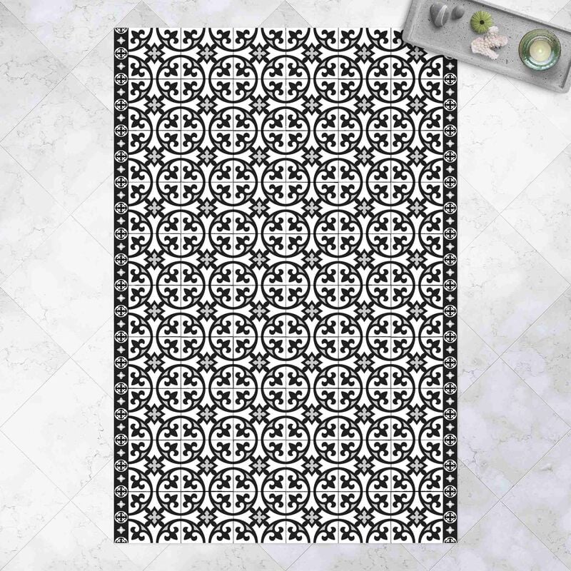 

Alfombras vinílicas - Geometrical Tile Mix Circles Black - Alto 3:2 Dimensión LxA: 120cm x 80cm