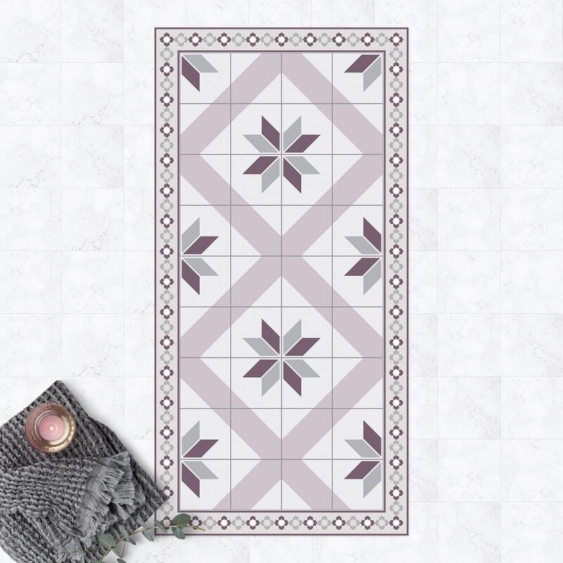 

Bilderwelten - Alfombras vinílicas - Geometrical Tiles Rhombic Flower Lilac With Narrow Border - Alto 2:1 Dimensión LxA: 280cm x 140cm