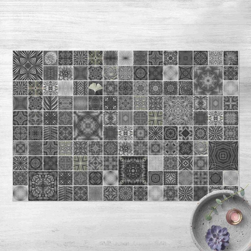 

Alfombras vinílicas - Grey Jungle Tiles With Silver Shimmer - Apaisado 2:3 Dimensión LxA: 40cm x 60cm