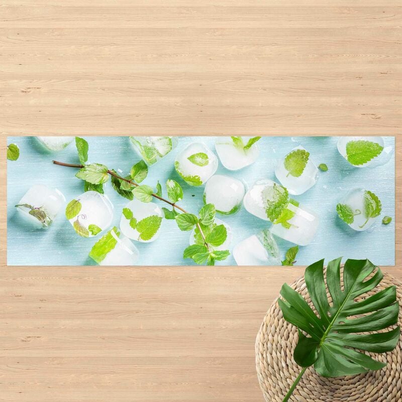 

Alfombras vinílicas - Ice Cubes With Mint Leaves - Panorama Formato apaisado Dimensión LxA: 70cm x 210cm