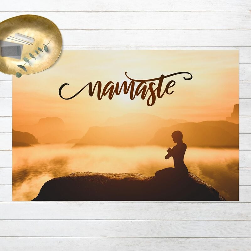 

Alfombras vinílicas - Namaste Sunrise In Mountains - Apaisado 2:3 Dimensión LxA: 80cm x 120cm