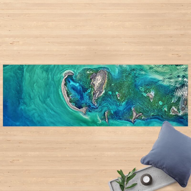 

Alfombras vinílicas - NASA Picture Caspian Sea - Panorama Formato apaisado Dimensión LxA: 90cm x 270cm