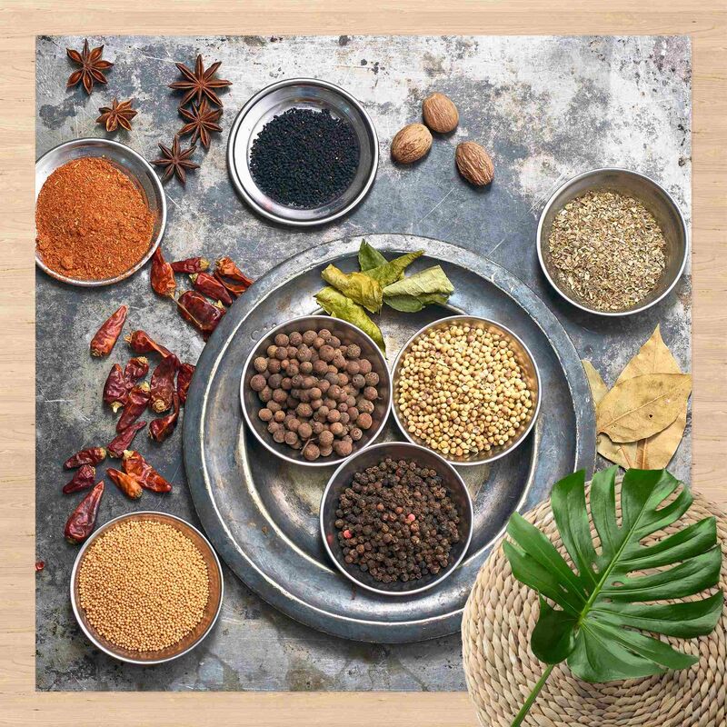 

Alfombras vinílicas - Shabby Plate With Spices - Cuadrado 1:1 Dimensión LxA: 80cm x 80cm