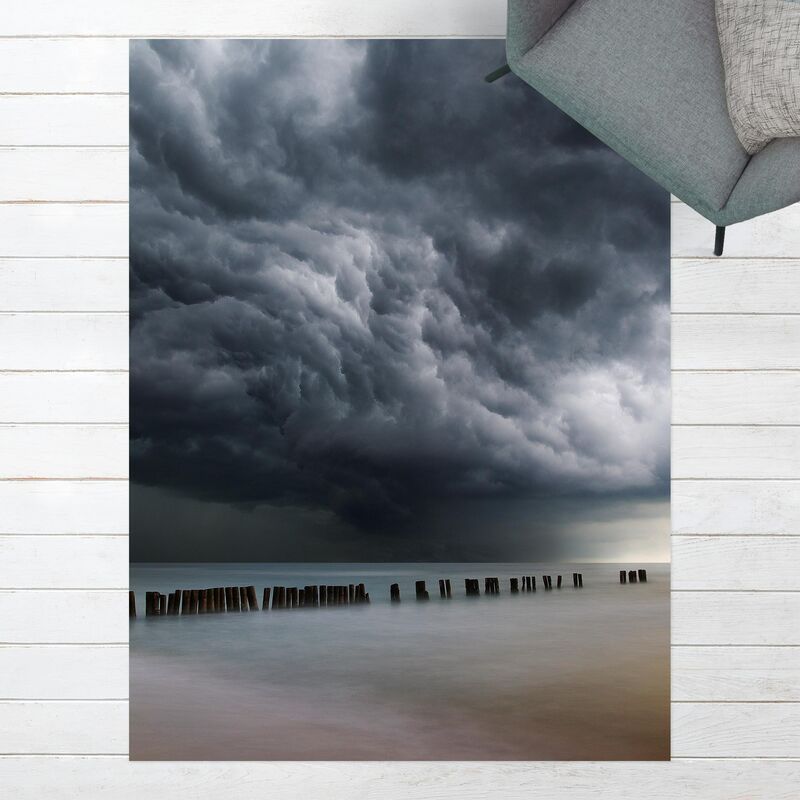 

Alfombras vinílicas - Storm Clouds Over The Baltic Sea - Alto 4:3 Dimensión LxA: 100cm x 75cm
