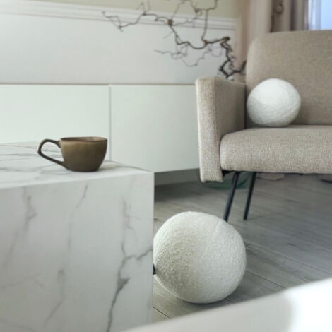 Almohada SOFT LOOP  bola blanca