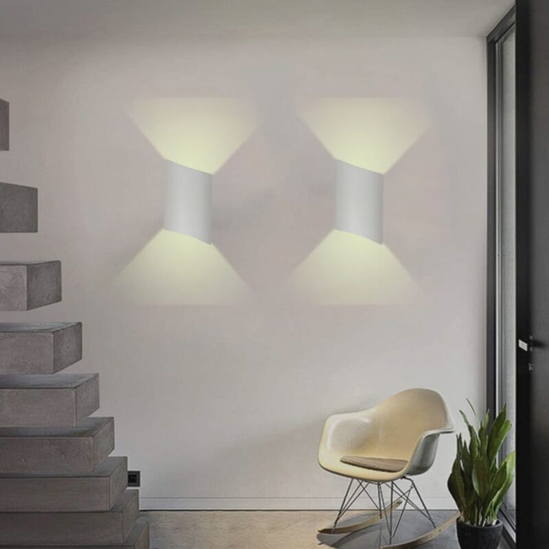 

Aplique LED pared 'Darwin' 10W de exterior IP65 3000K carcasa blanca fácil de montar elegante y moderno paredes escaleras jardín porches… - Jandei