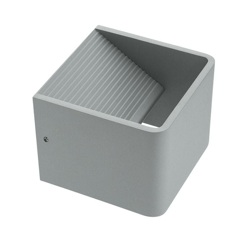 

Aplique de pared LED "KUUTIO" 6W 529 lumens | Aluminio Plata