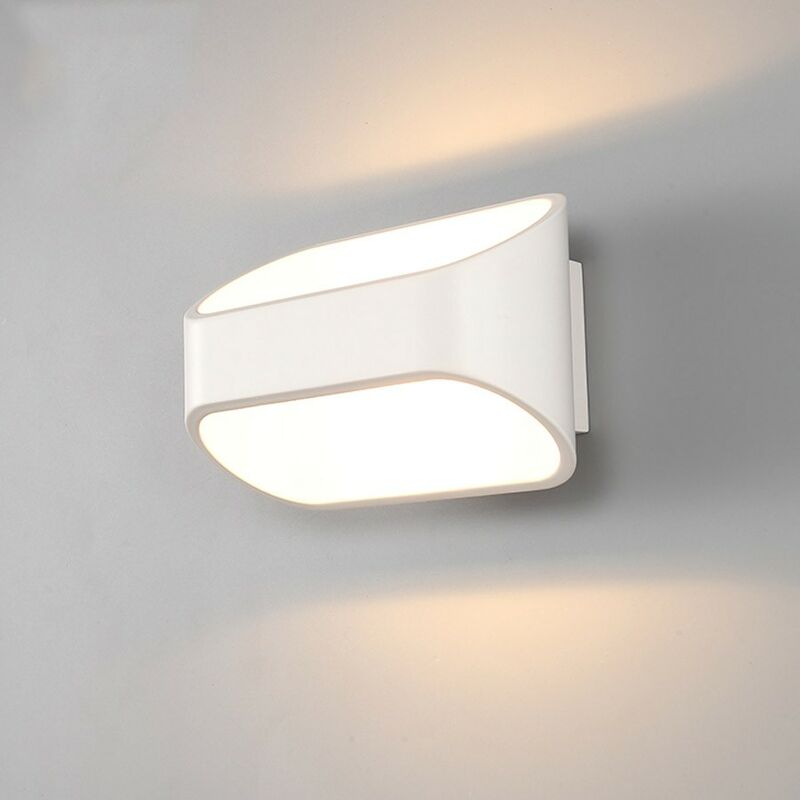 

Aplique LED OLIN blanco 6W 420 Lm | Temperatura de color: Blanco cálido 2700K