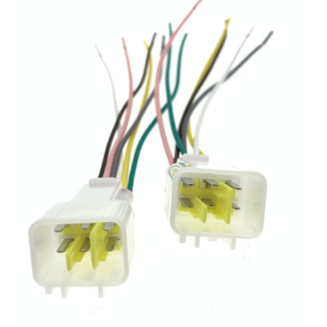 Applicable aux minivans Wuling Sunshine S, Rongguang V et Hongguang S : connecteur du faisceau de câblage des feux de freinage et connecteur du faisceau de câblage des feux arrière.