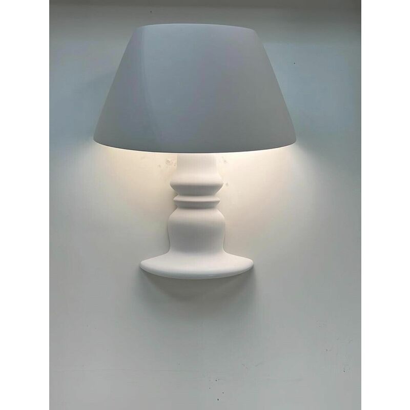 Image of Applique in gesso dal design moderno forma Abatjour con attacco per lampadine E14