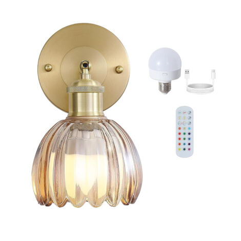 Applique murale de style rétro avec abat-jour en laiton et verre réglable, dotée d'un interrupteur, idéale pour une utilisation près du lit, dans une chambre ou dans une entrée - Modèle rechargeable R
