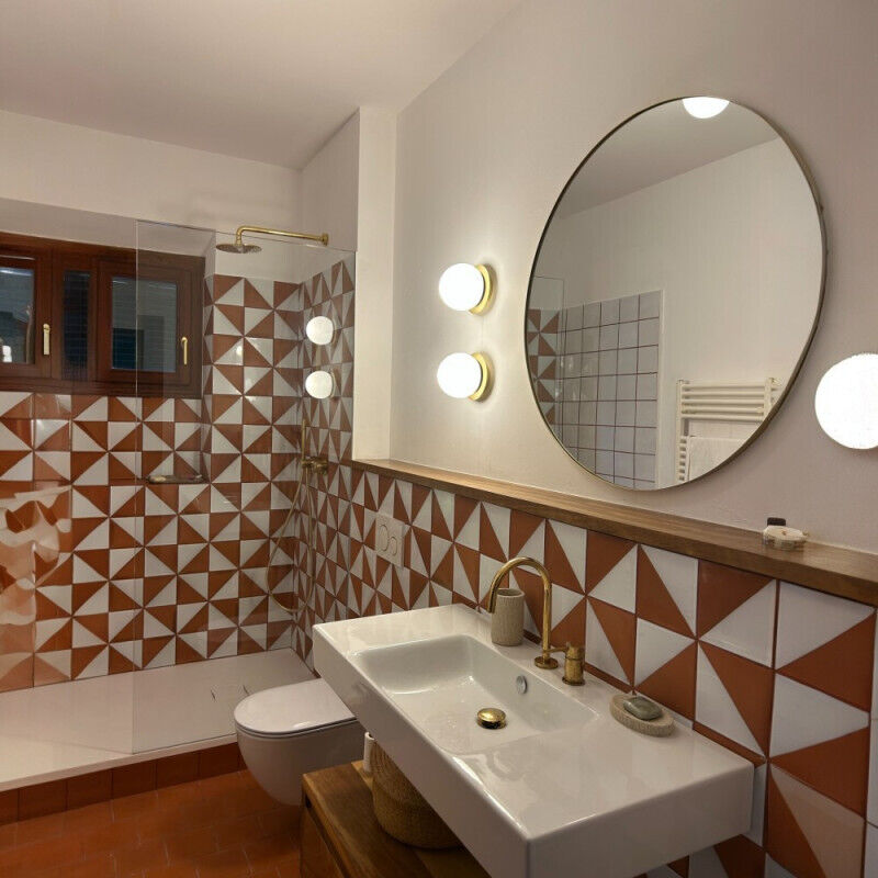 Millumine - Applique Salle De Bain Alix Laiton Mat Et Verre Opale Ip44