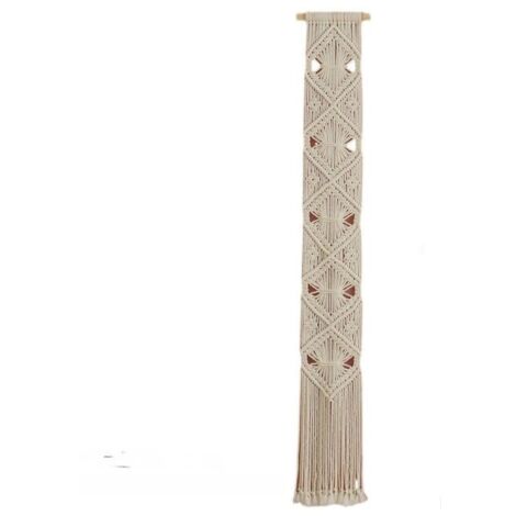 Arazzo realizzato a mano in fibra sintetica di alta qualità con design nordico.