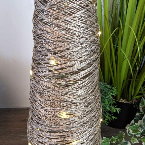 ARBOL EN FORMA DE CONO CON 40 LEDS 80cm DORADO
