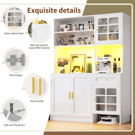 Armoire de cuisine (taille : 130 x 45 x 180 cm). C’est une armoire de haute taille. Elle possède des portes en verre et un éclairage LED. Couleur : blanc.