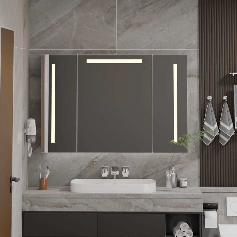 Armoire de toilette avec miroir et éclairage intelligent – ​​Trois portes, éclairage LED intégré, design moderne