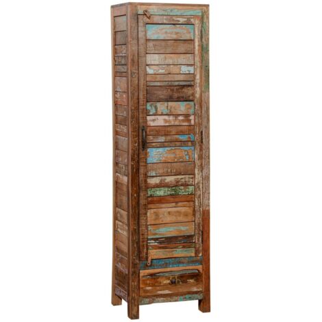 Armoire vintage en bois de style rustique