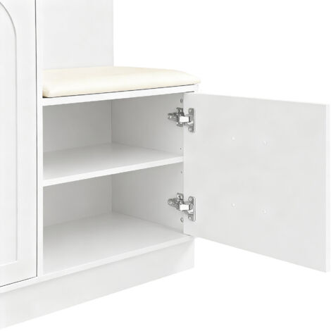 Armoires modernes et compactes pour ranger les vêtements. Une combinaison d’armoire à vêtements et de meuble à chaussures. Un meuble de rangement multifonctionnel, avec un miroir intégré.