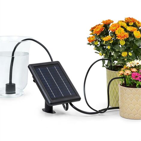 Arrosage automatique - Blumfeldt Système d'irrigation avec panneau solaire 1500 mAh - Hauteur de refoulement 3m - Pour 40 plantes - black