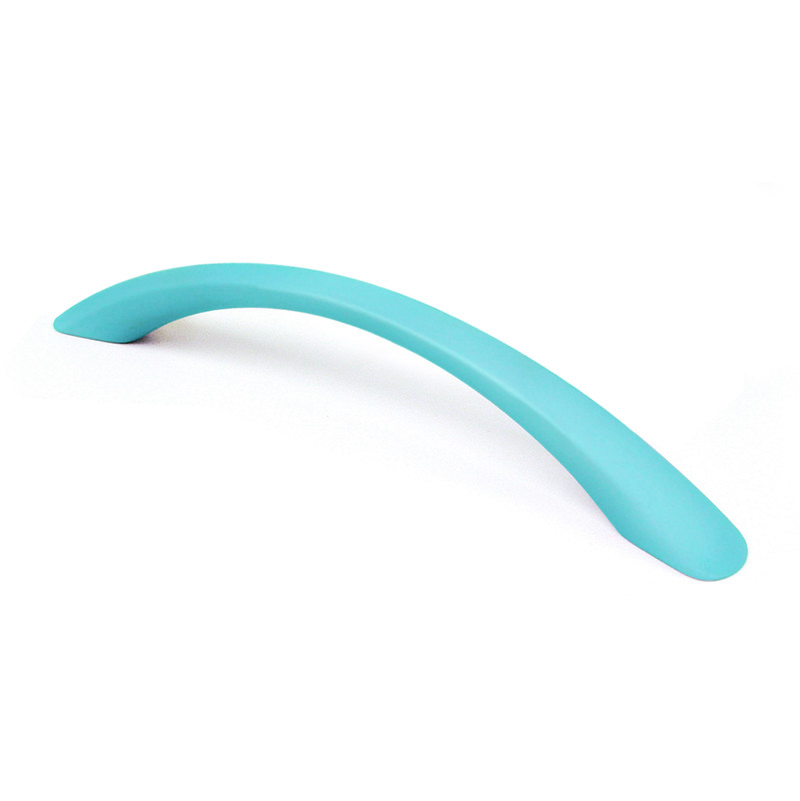 

Tirador Asa Mueble | Estilo Decorativo | Fabricado en Zamak | Acabado en Azul Celeste | Distancia Entrepuntos: 128 mm | Medidas 165*18*30 mm |