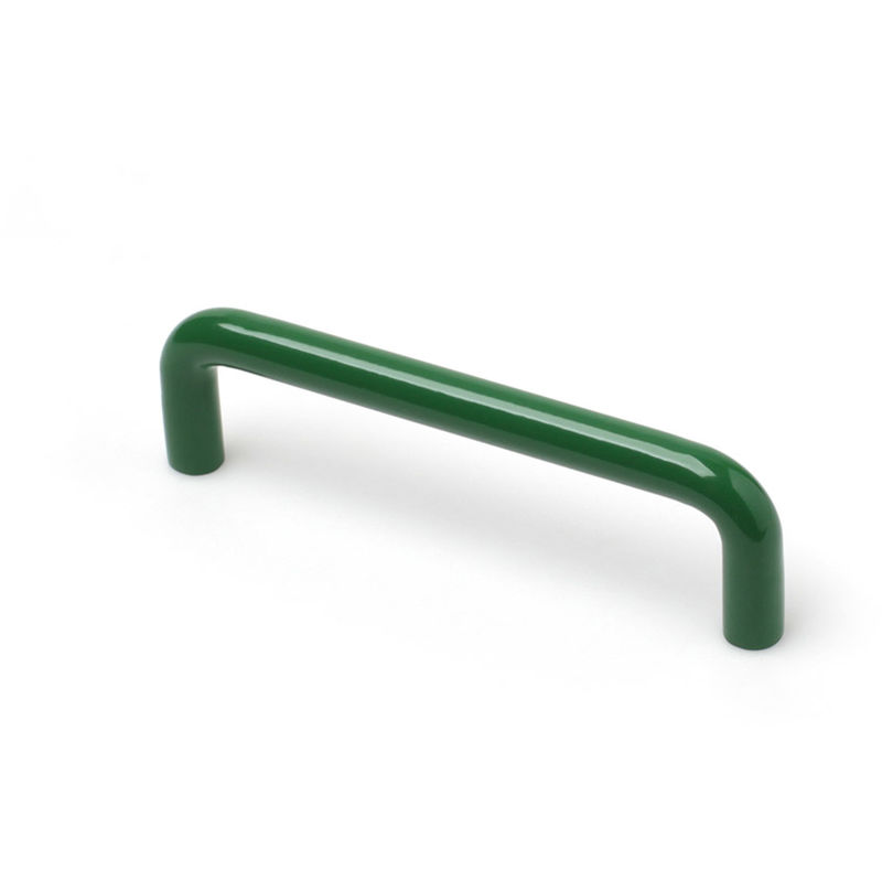 

Asa de hierro con acabado verde, dimensiones:106x10x30mm y entrepuntos:96mm -