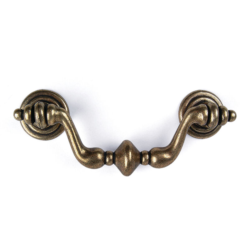 

Asa en zamak con acabado cuero, dimensiones: 82x33x13mm, entrepuntos: 64mm -