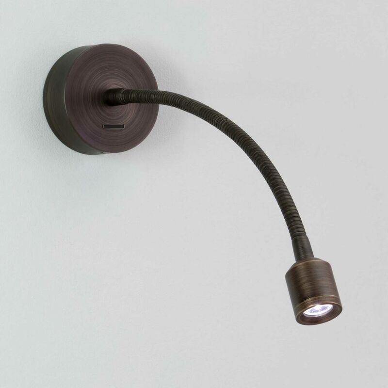 Astro Fosso Switched - led Reading Light Bronze