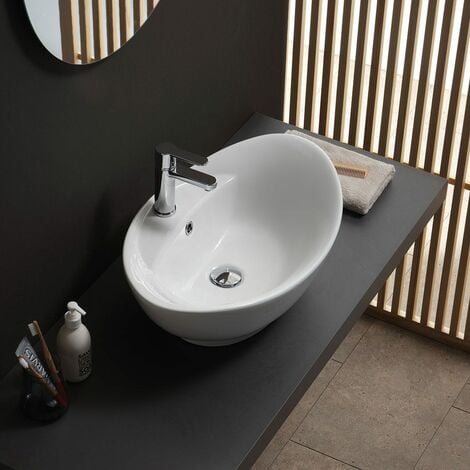 Aufsatzwaschbecken Aus Keramik, Ovale Form Und Weisse Farbe