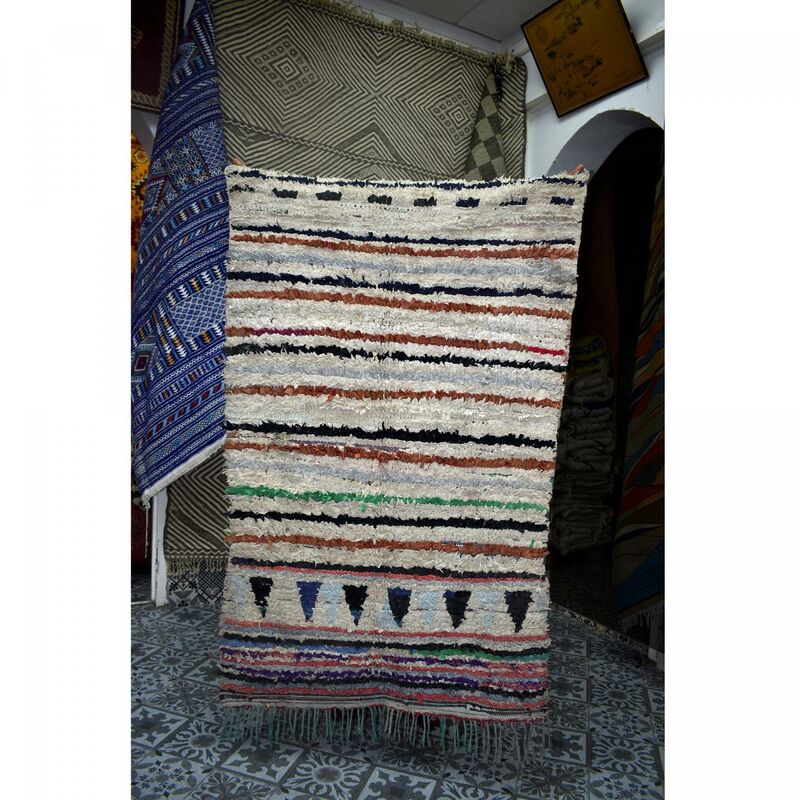 

Auténtica alfombra bereber Boucouch Ab Alfombra Sala de estar Main Alfombra Sala de estar o habitación en UnAmourDeTapis - Multicolore