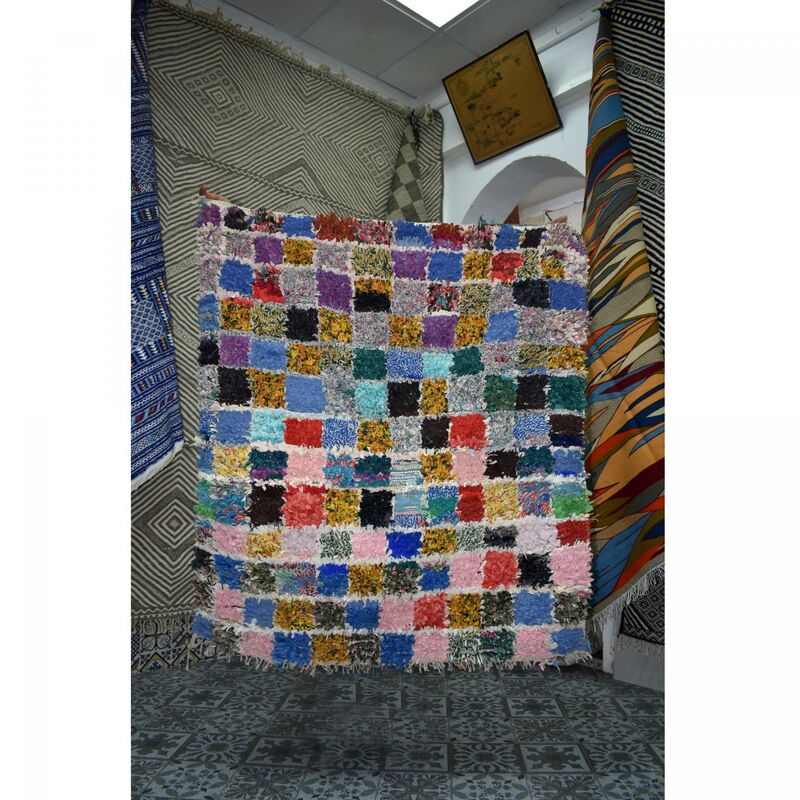 

Auténtica alfombra bereber Boucuchaite como salón de alfombras salón de alfombras o habitación en UnAmourDeTapis - Multicolore