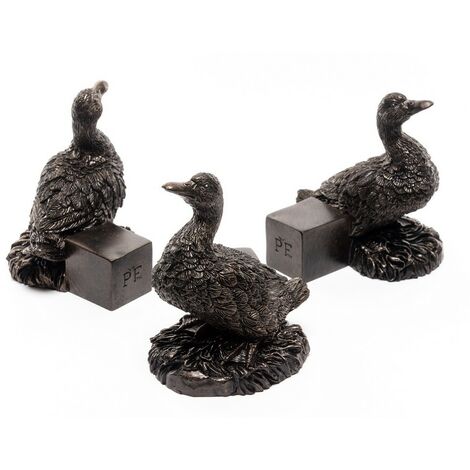 Aylesbury Duck Plant Pot Feet - Set of 3 - L8 x W7 x H9 cm