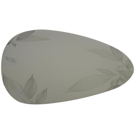 bajoplato forma triangular de color verde claro  estampado  medida 45 x 36 cm   caja 6 unid.