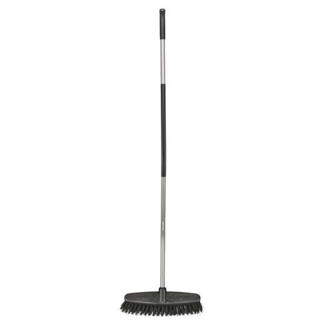 BALAI DE JARDIN ERGONOMIC MANCHE COURBE FISKARS - 1077114