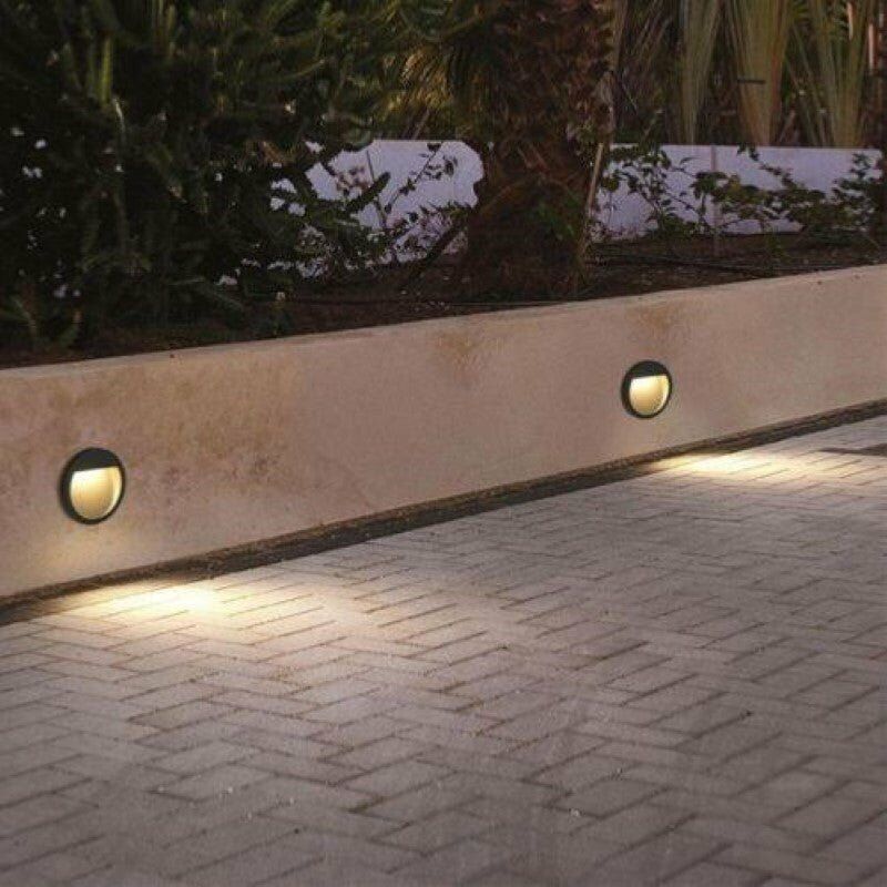 Balise led Saillie Ronde 2W 220V 55° Grise IP65 pour Escaliers - Blanc Chaud 2300K - 3500K Silamp