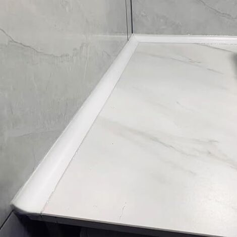 Bande d'étanchéité auto-adhésive en silicone 1m – Pour baignoire, évier, douche – Résistante à l'eau et à la chaleur – Installation facile