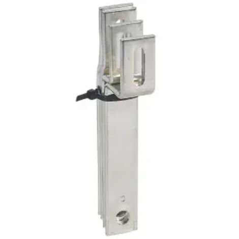 Barres cuivres rigides alim jeu de barres VX³ 400A en gaine à câbles DPX³630