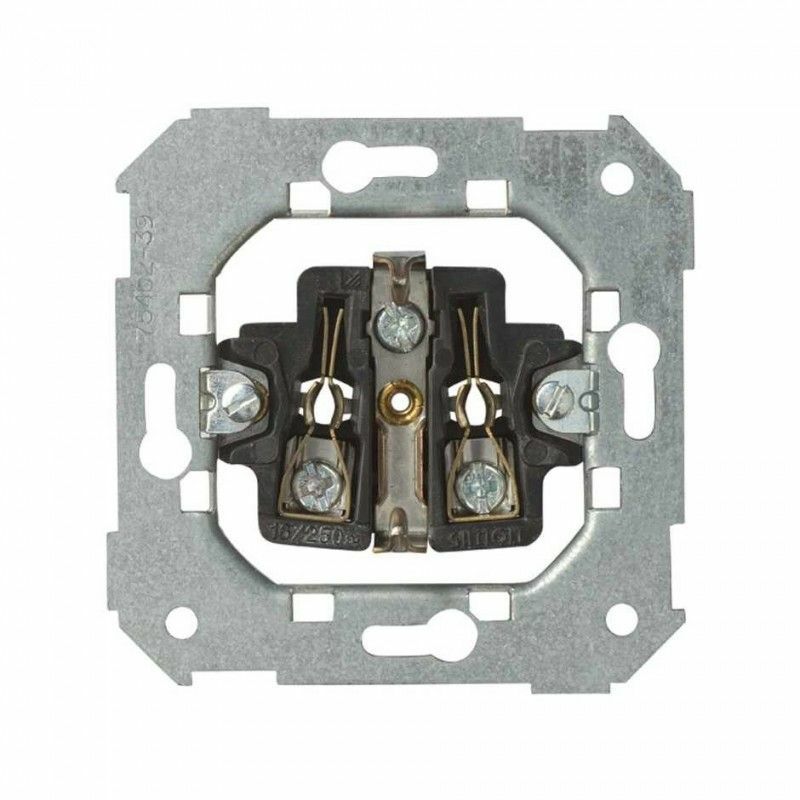 

Base de enchufe Schuko saliente semi-superficie 16A 82 - Simon