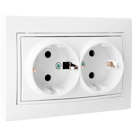 Base doble de enchufe, 2P+T, con obturador, 16A, 250V  Solera 65331