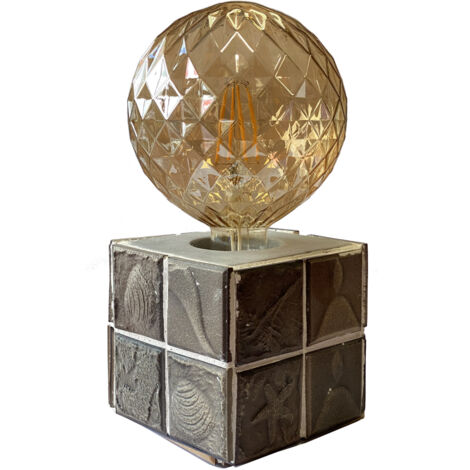 Base para Lámpara de Mesa: Cubo de Cemento Gris con Motivos Marineros Grises