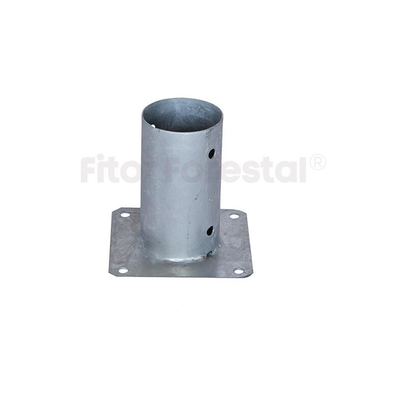 

Base plana para poste Ø8cm galvanizada. Alta resistencia a oxidación