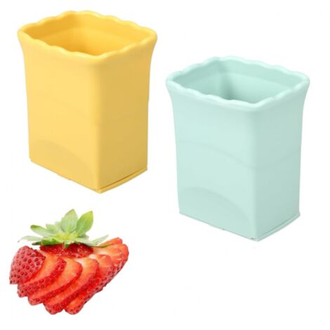 BEBUSINGOTO Coupe Fruits, 2 Pièces Coupe Fraise Press Cup Slicer, Acier Inoxydable Trancheuse de Bananes Fruits Trancheuse, de Fruits Multifonctionnelle Souple Trancheuse, Pour Bananes Oeufs
