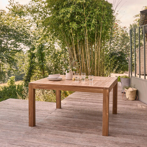 Berah Getah – Table de jardin carrée en teck massif 8 places – Dimensions 140x140 cm – Design épuré pour extérieur – Bois certifié durable