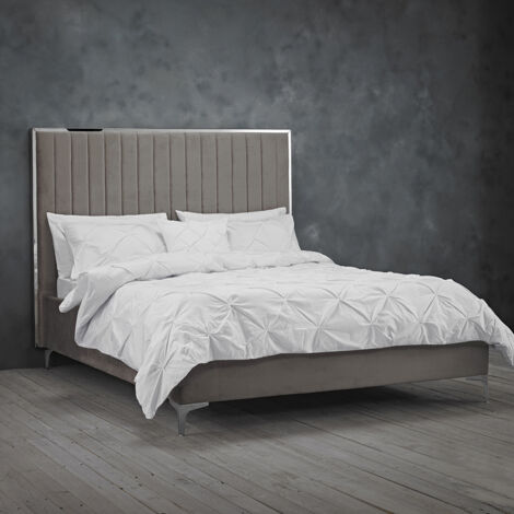 Berkeley Double Bed - Velvet - L207 x W153 x H142.5 cm - Soft Mink Grey