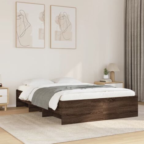 Bettgestell Eiche braun 135x190 cm aus Spanplatte