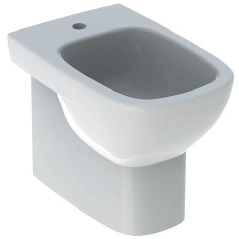 Bidet a terra filo parete in ceramica bianca serie fantasia GEBERIT