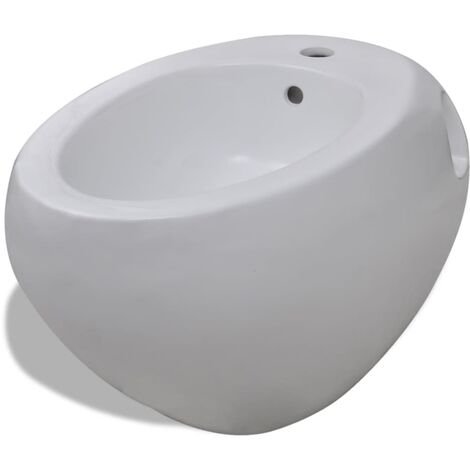 Bidet blanco de pared de cerámica