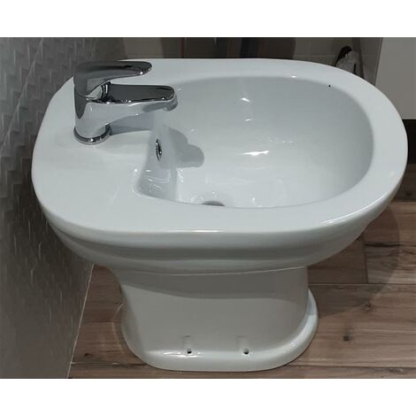 Bidet surélevé céramique blanc – Hauteur 50 cm – Design ergonomique pour seniors – Facile à nettoyer et installer
