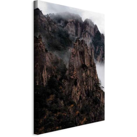 Bild – Im Herzen einer Berglandschaft (1-teilig) – Wolken zwischen Felsen