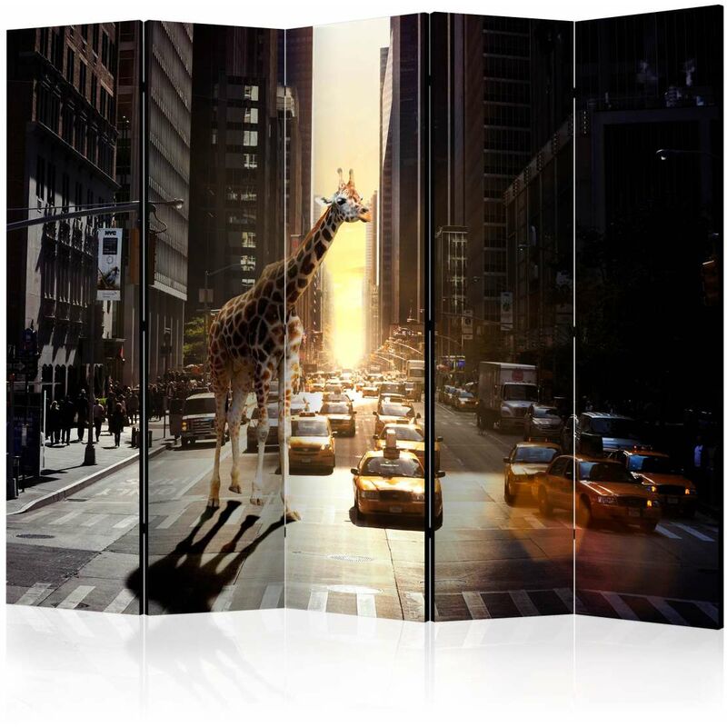 

Biombo - Giraffe in the Big City II [Room Dividers] Medidas 225X172