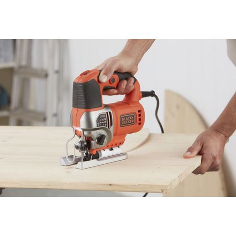 Black And Decker Scie Sauteuse Filaire 650w En Boite De Rangement 10153689